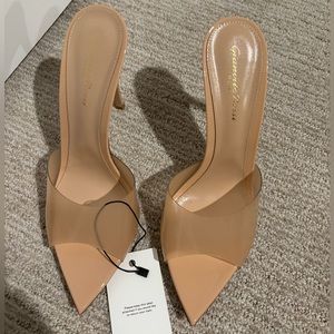 Gianvito Rossi transparent mules. Size 40/US 10